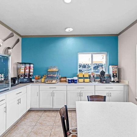 Days Inn By Wyndham Gainesville Luaran gambar
