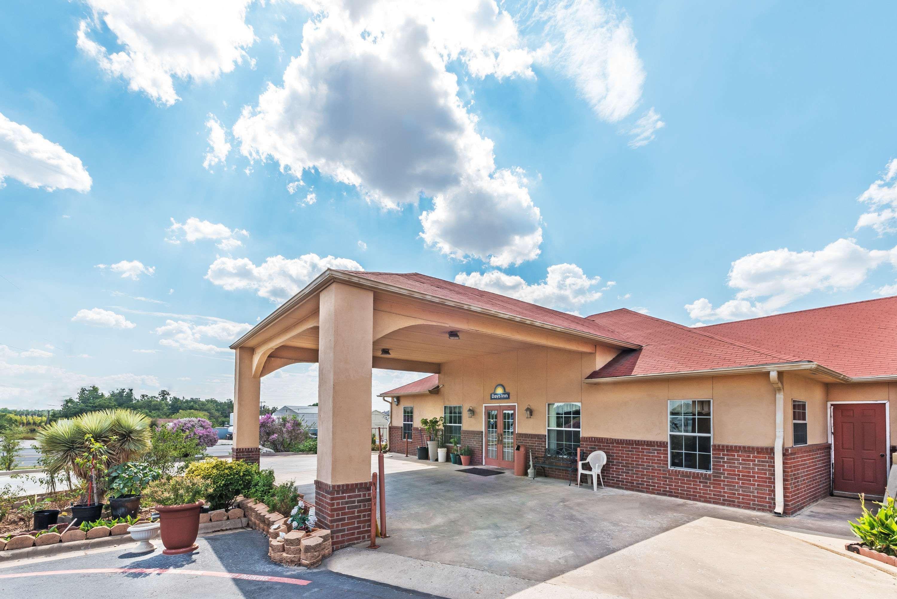 Days Inn By Wyndham Gainesville Luaran gambar