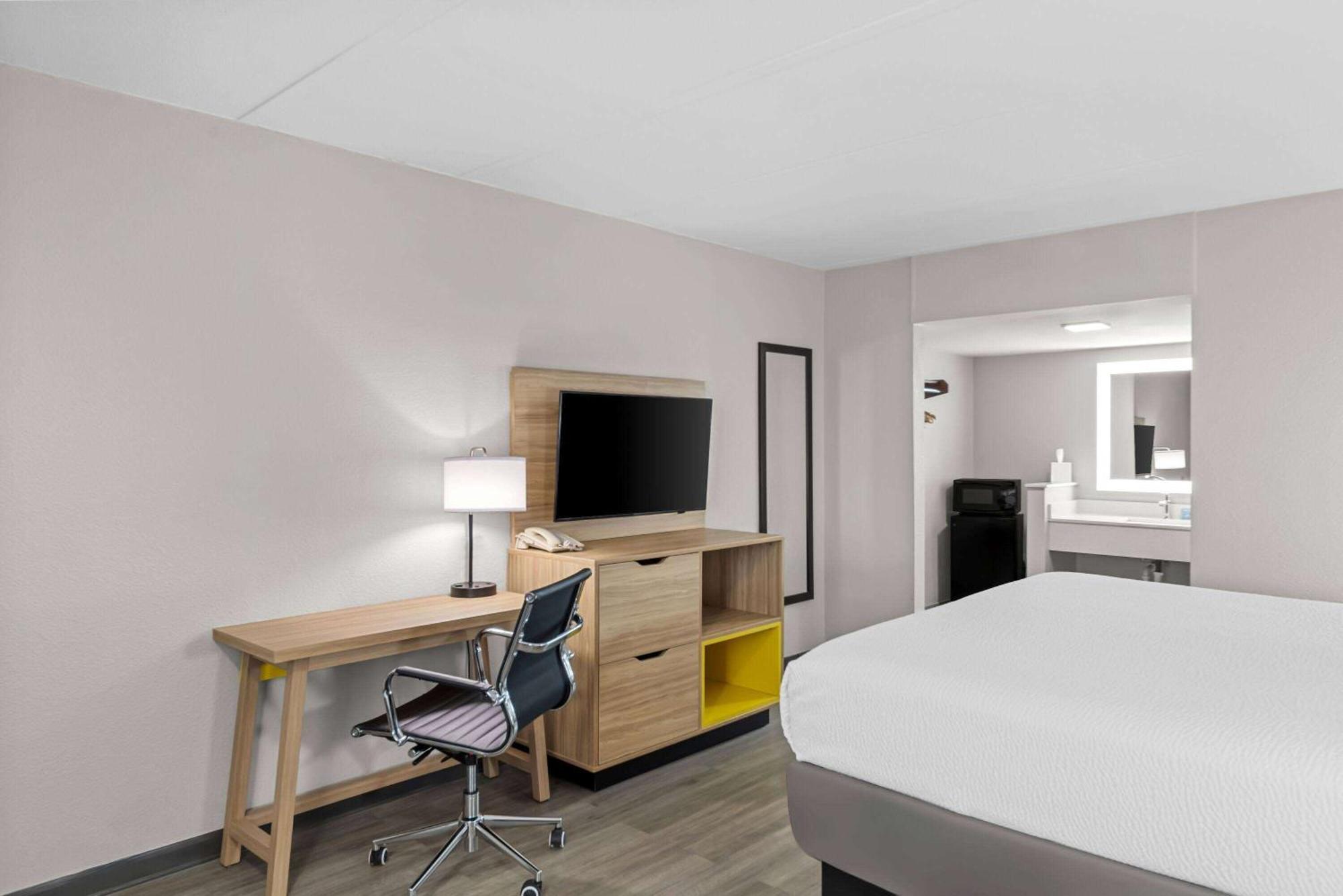 Days Inn By Wyndham Gainesville Luaran gambar