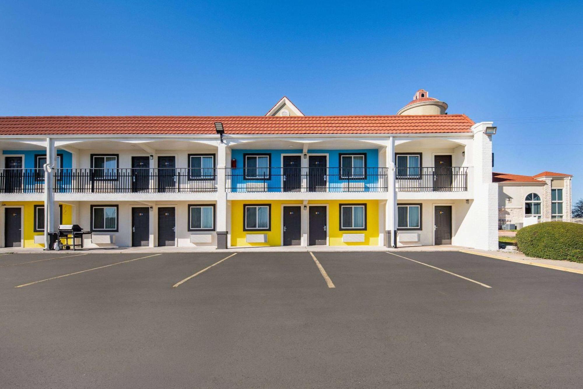 Days Inn By Wyndham Gainesville Luaran gambar