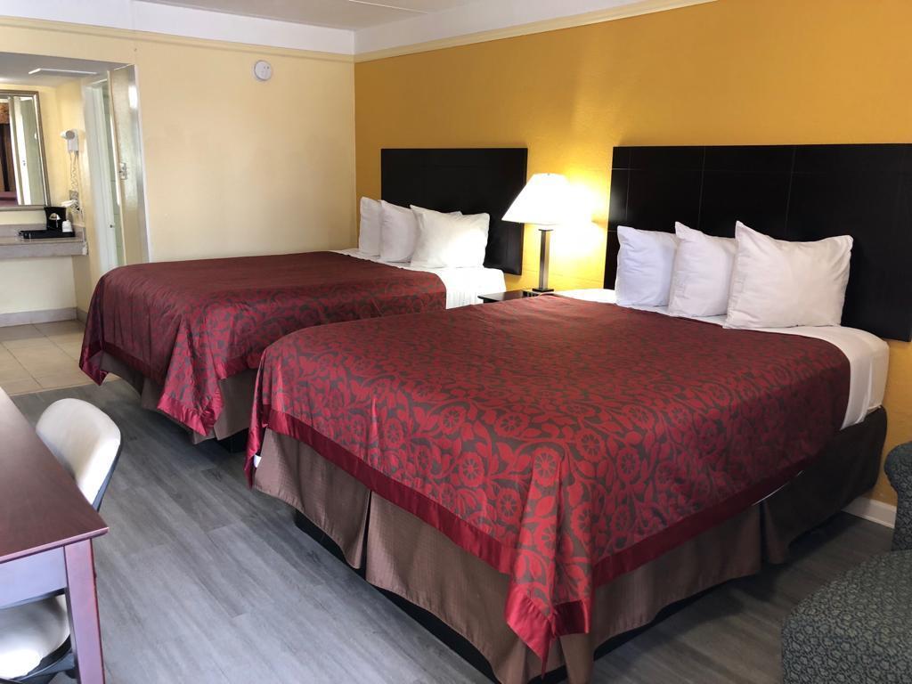 Days Inn By Wyndham Gainesville Luaran gambar